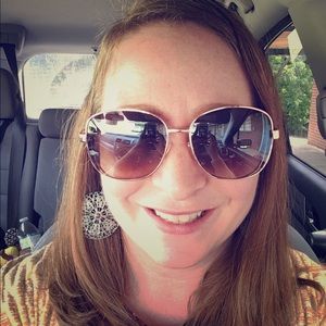 Meet your Posher, Melba